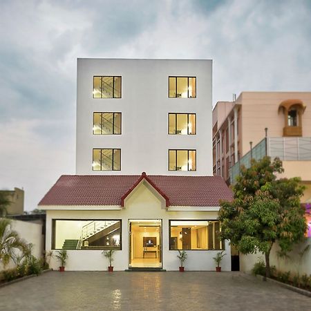 Hotel Shirdi Sai Wada Eksteriør bilde