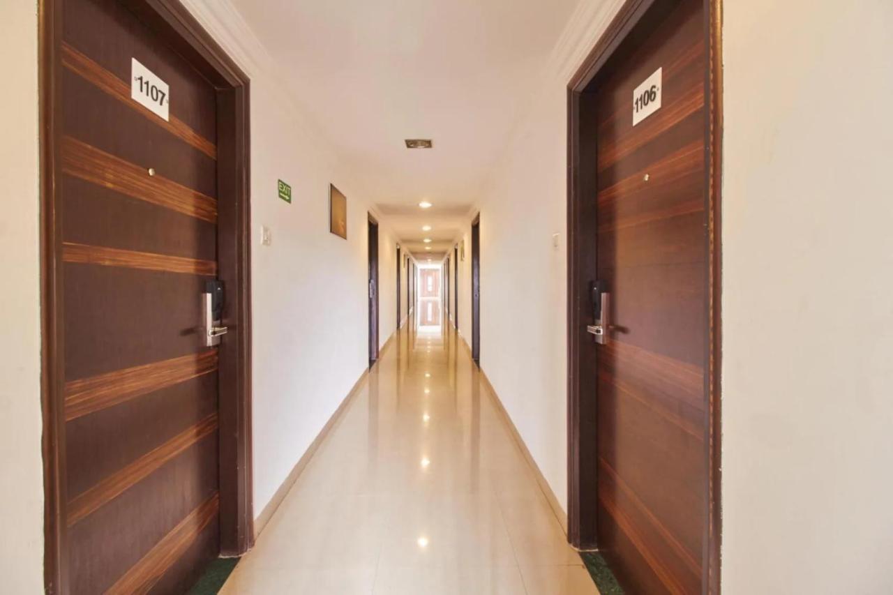 Hotel Shirdi Sai Wada Eksteriør bilde