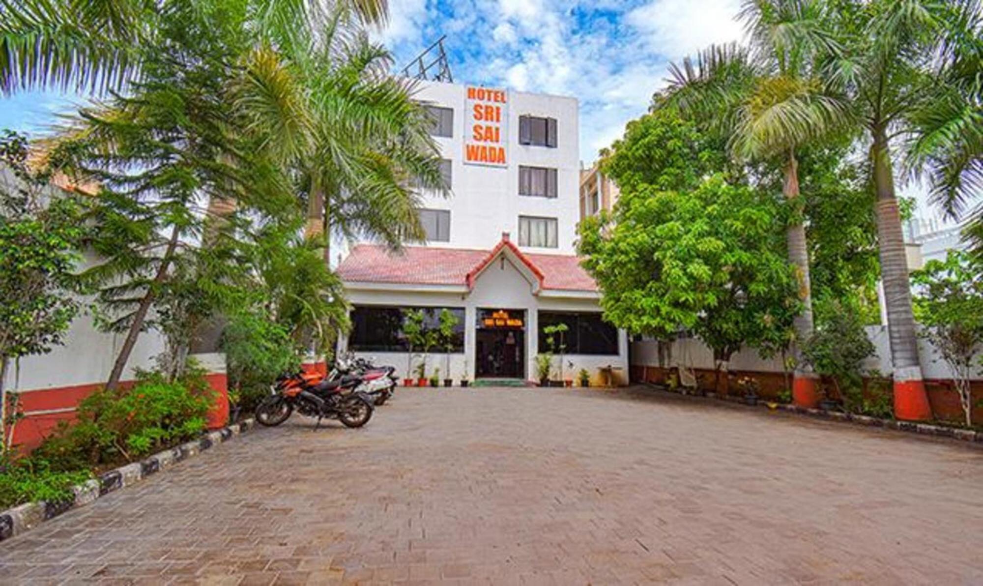 Hotel Shirdi Sai Wada Eksteriør bilde
